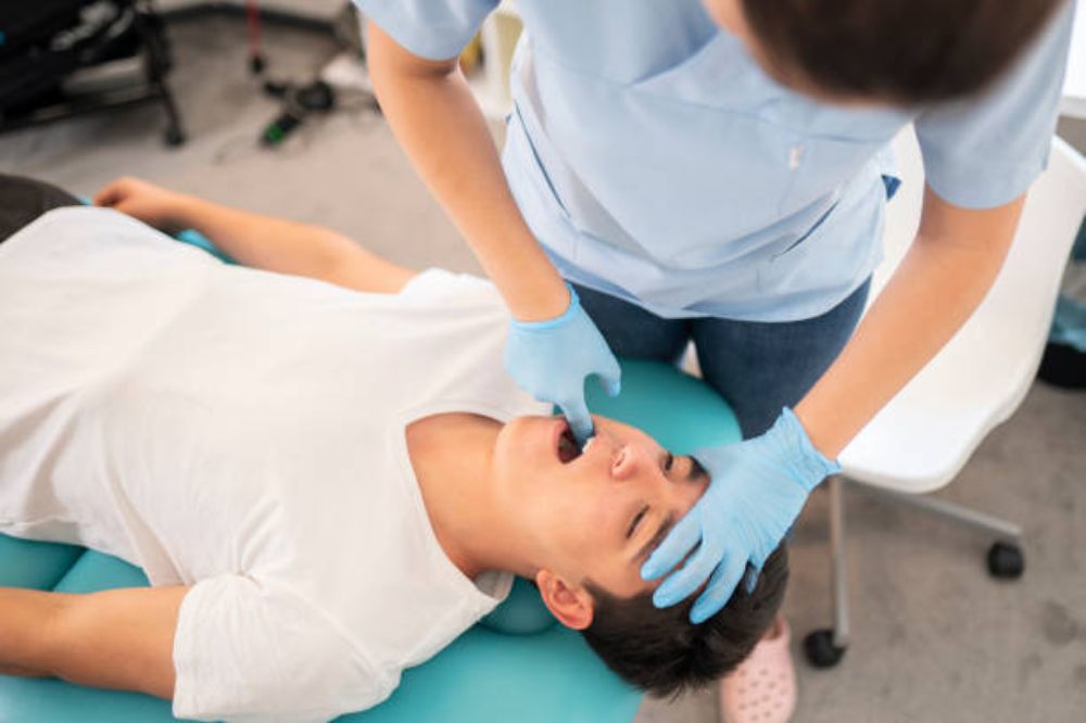 tmj-therapy-causes-symptoms-and-treatment-approaches-explained