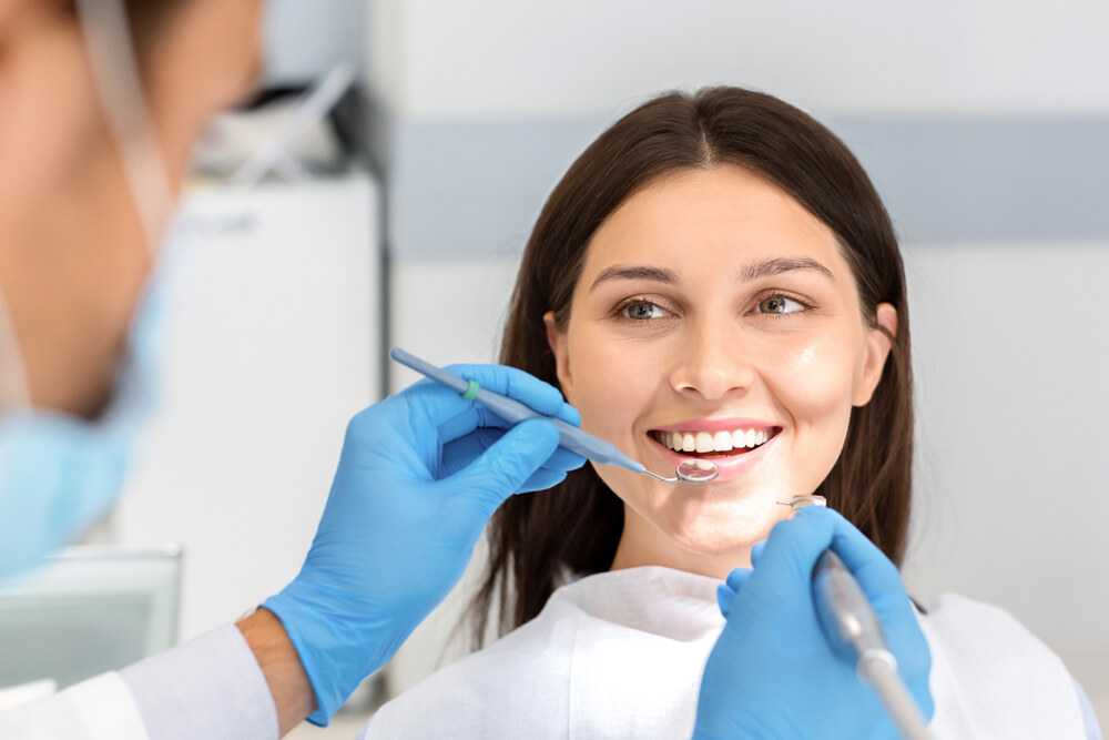 dental crown vs filling: how does your dentist decide which one you need